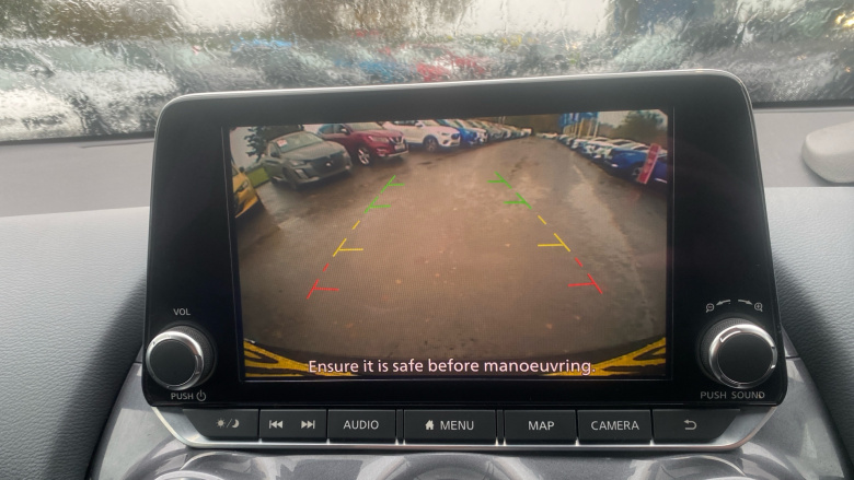 Nissan Juke 1.0 DiG-T 114 N-Connecta 5dr Petrol Hatchback